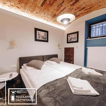 M2 Main Square Apartment *