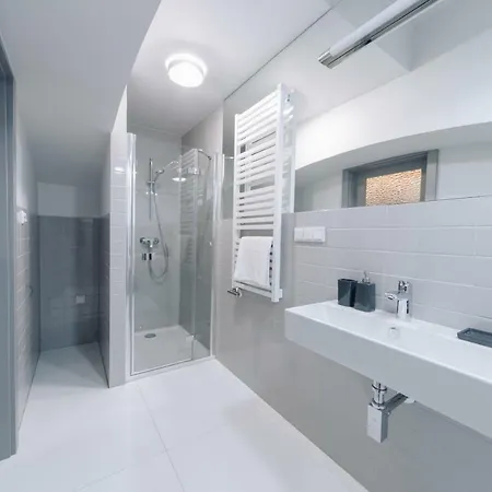 M2 Main Square Apartment *